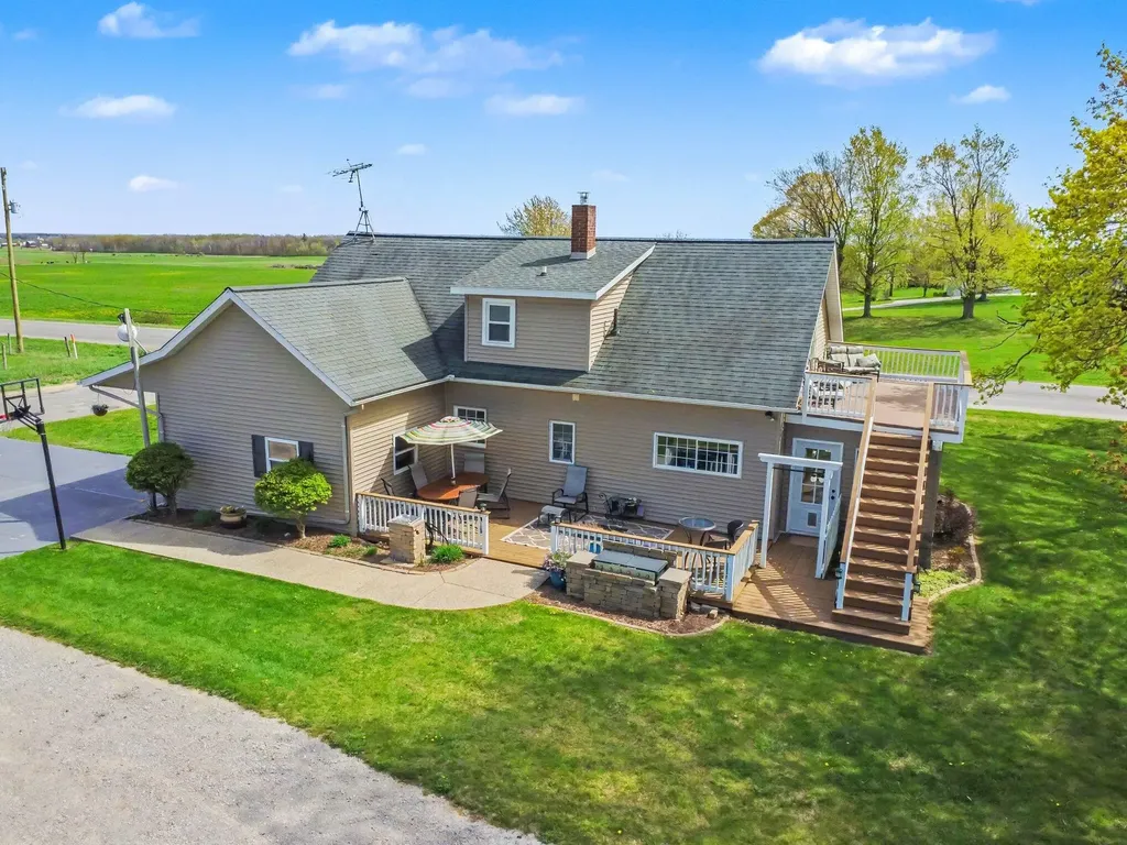 6987 E Beaverton Road Sheridan Township MI 48617