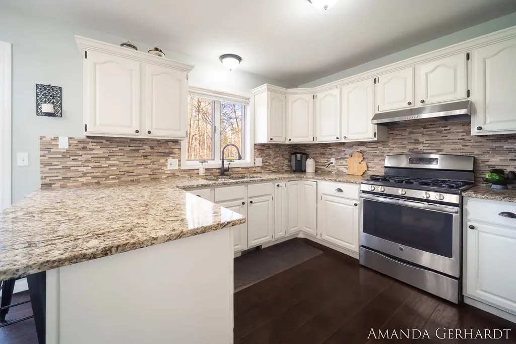 4105 44th Street SW Grandville City MI 49418