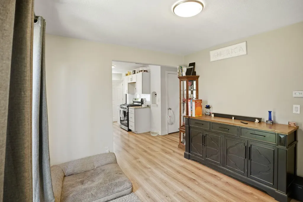 1620 Delwood Avenue SW Wyoming City MI 49509
