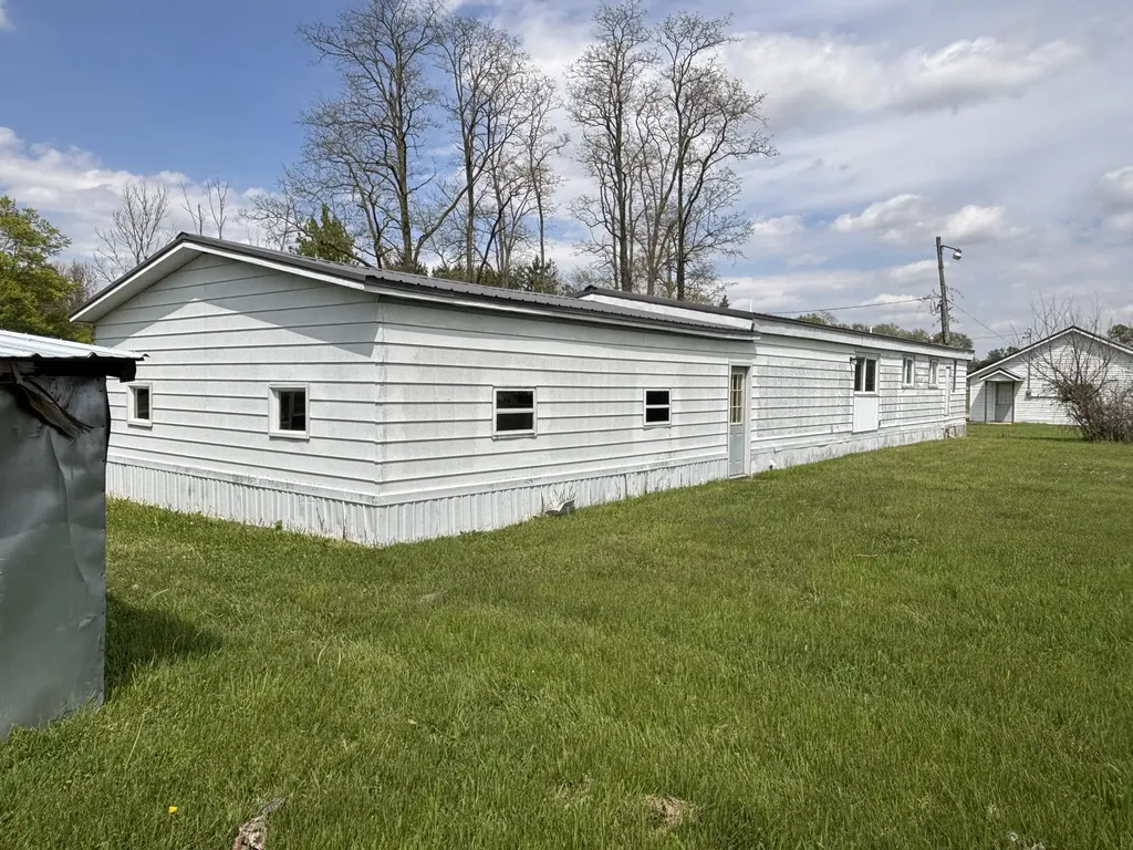 23799 M 86 Nottawa Township MI 49032
