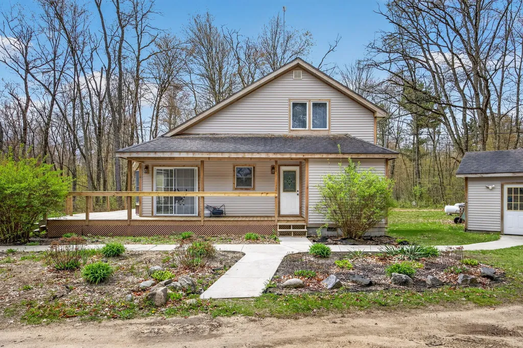 22597 Tamarack Road Reynolds Township MI 49329