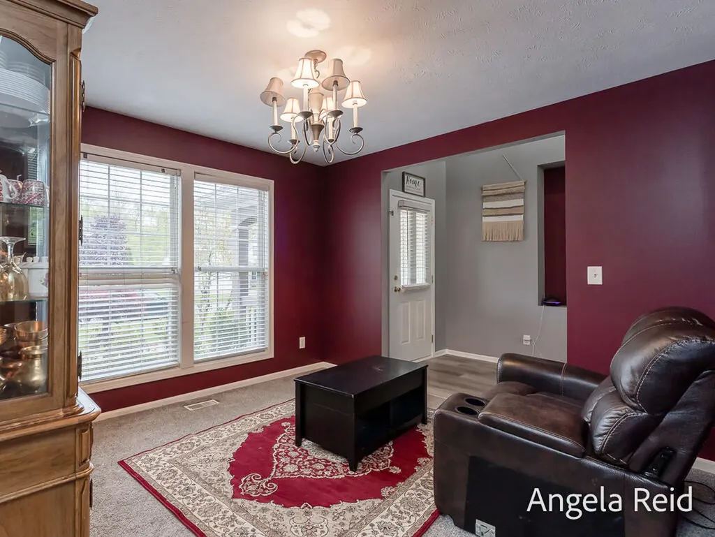 3528 Birch Knoll Drive SE Kentwood City MI 49512