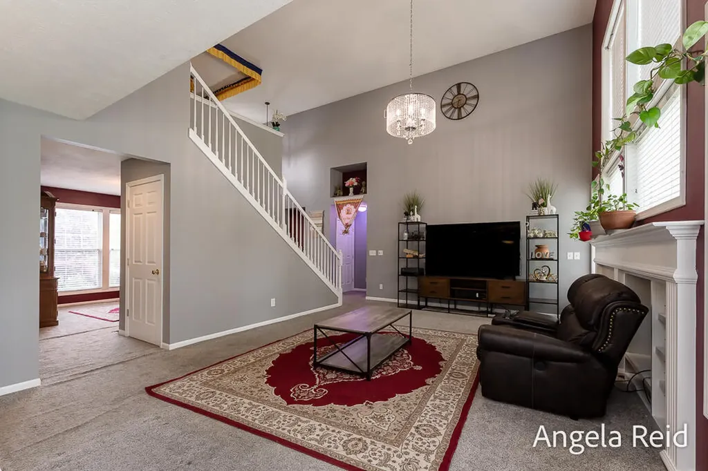 3528 Birch Knoll Drive SE Kentwood City MI 49512