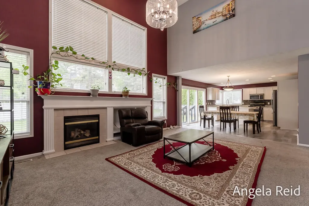 3528 Birch Knoll Drive SE Kentwood City MI 49512