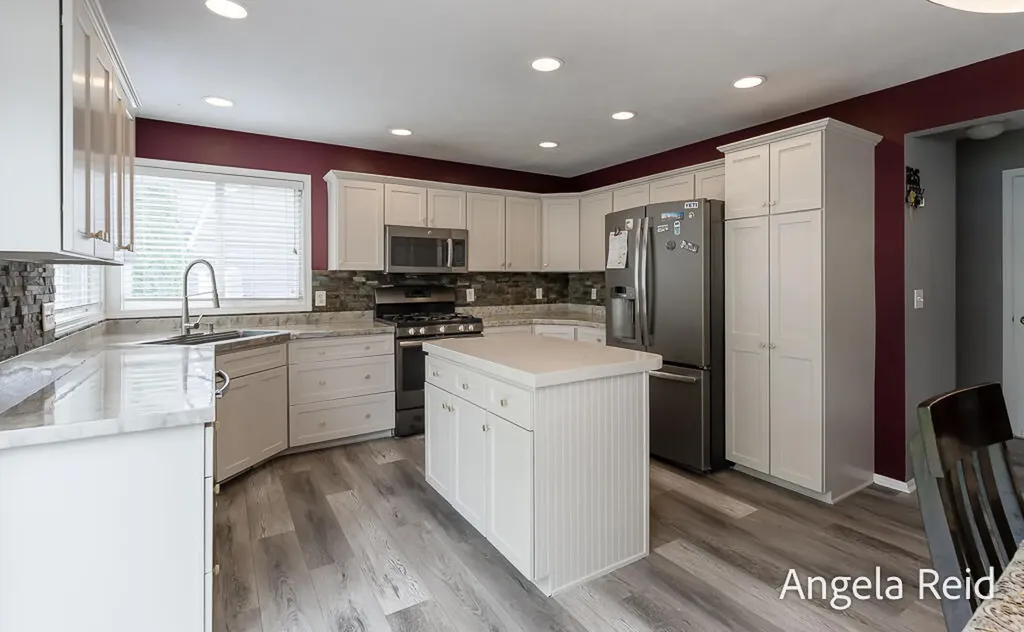 3528 Birch Knoll Drive SE Kentwood City MI 49512