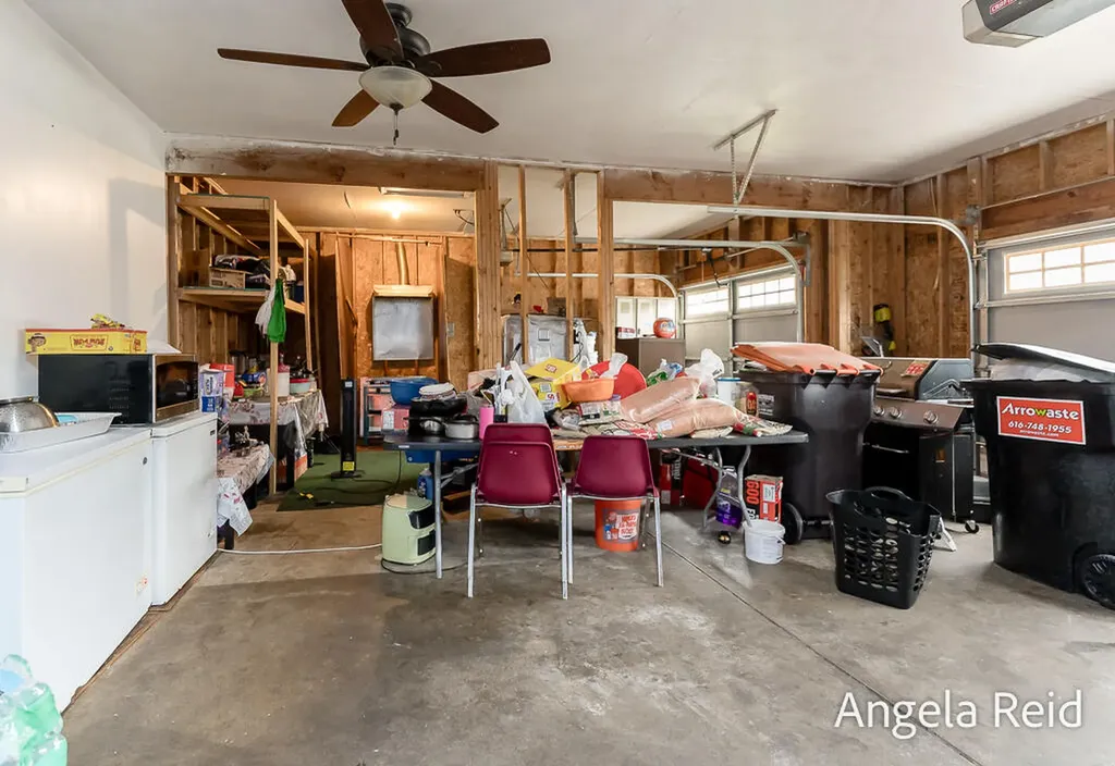 3528 Birch Knoll Drive SE Kentwood City MI 49512