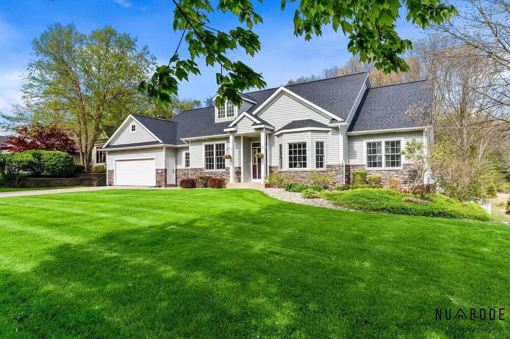 4082 Oakharbor Street Oshtemo Charter Township MI 49009