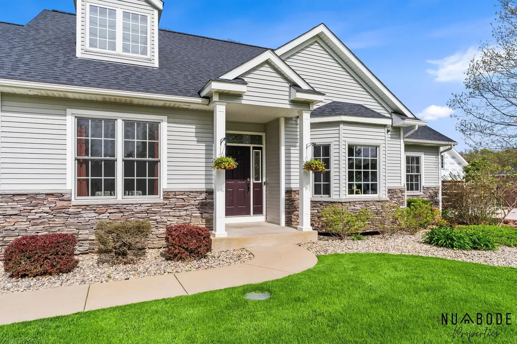 4082 Oakharbor Street Oshtemo Charter Township MI 49009