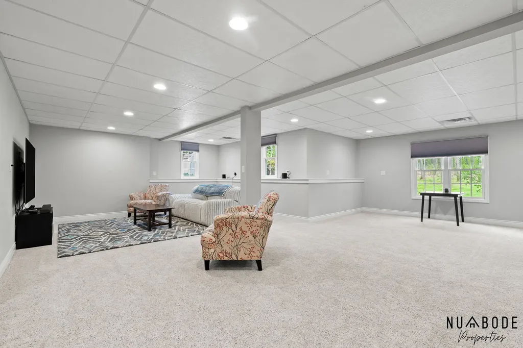 4082 Oakharbor Street Oshtemo Charter Township MI 49009