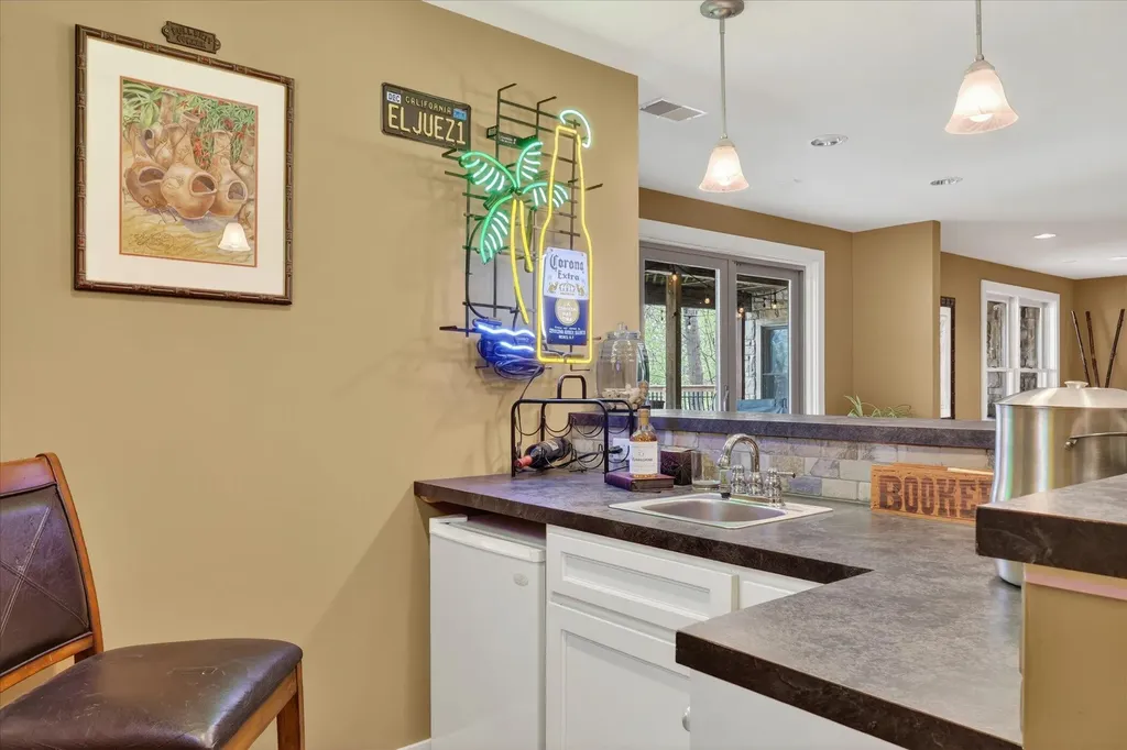 5069 Mountain Ridge Drive NE Ada Township MI 49301