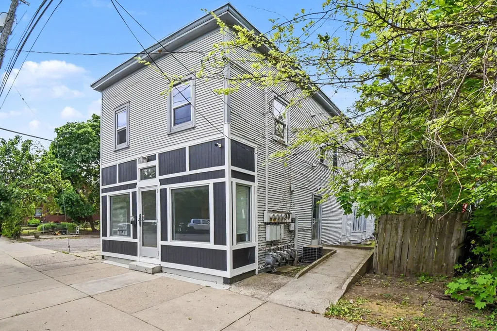 613 Fuller Avenue SE Grand Rapids City MI 49506