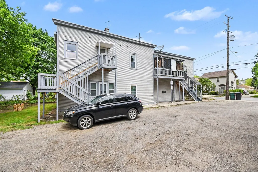 613 Fuller Avenue SE Grand Rapids City MI 49506