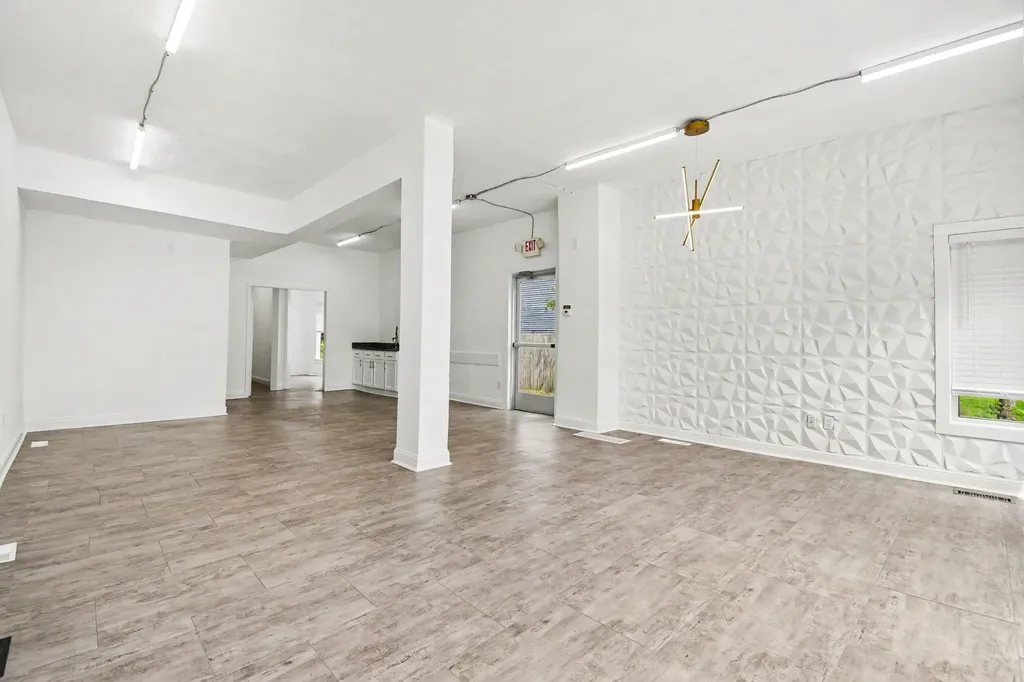 613 Fuller Avenue SE Grand Rapids City MI 49506