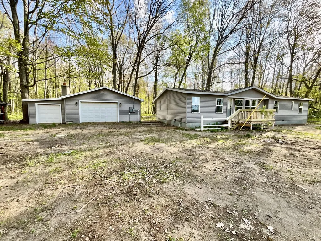 6249 E Tamarack Road Richland Township MI 48891