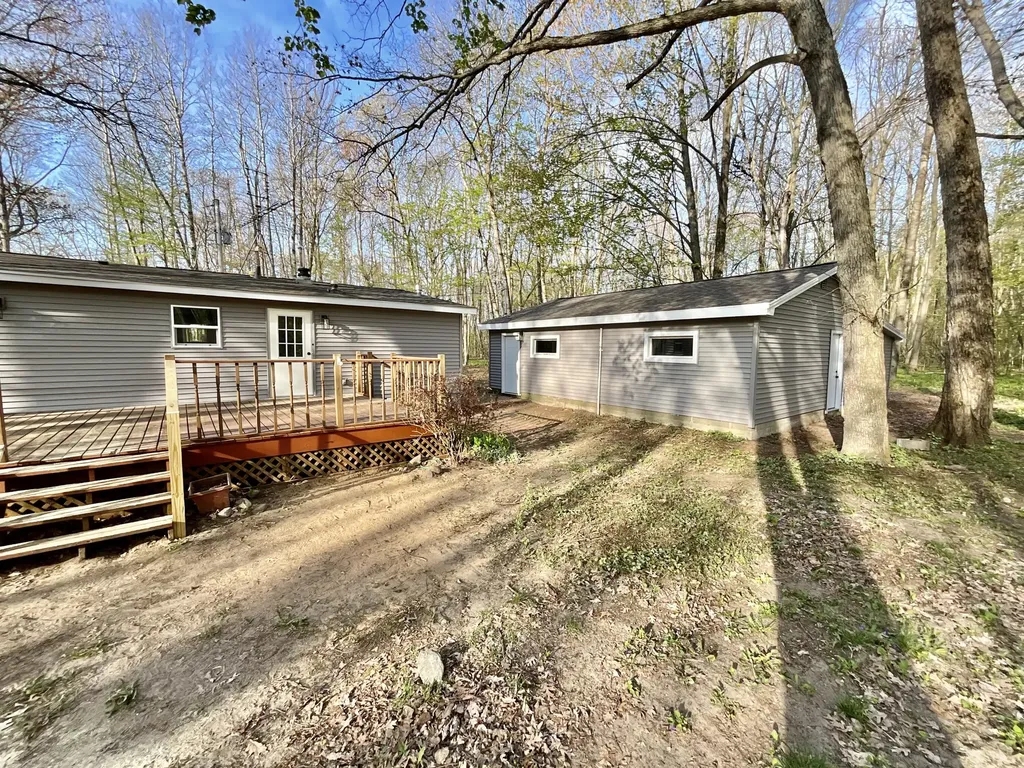 6249 E Tamarack Road Richland Township MI 48891