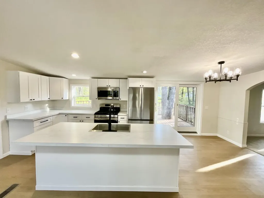 6249 E Tamarack Road Richland Township MI 48891