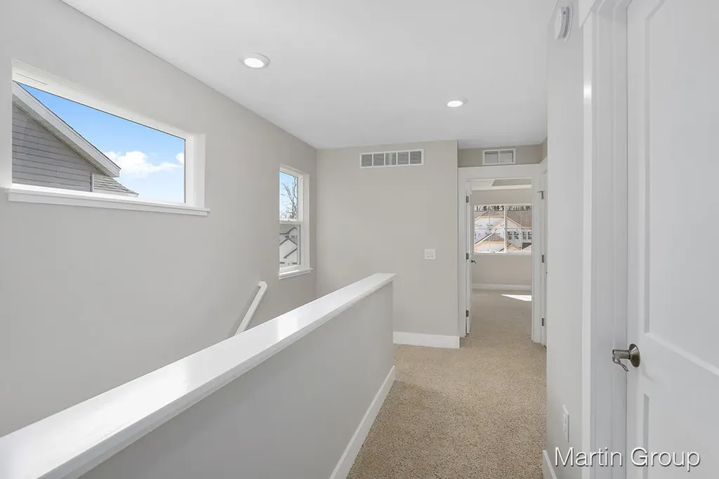 2245 Watertown Way NE Grand Rapids City MI 49505