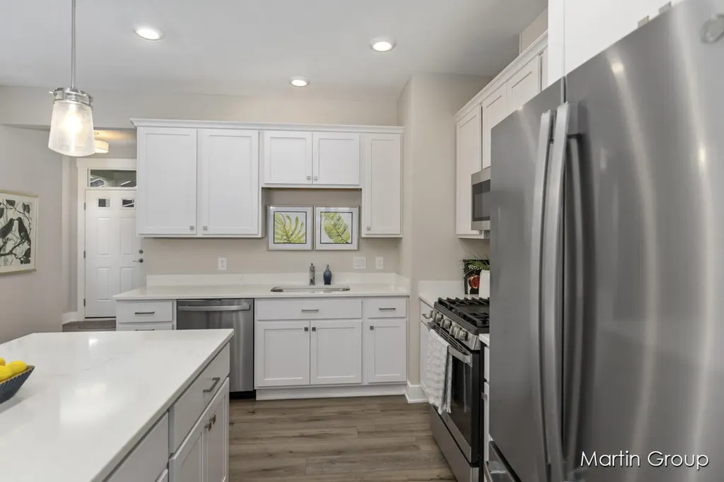 2245 Watertown Way NE Grand Rapids City MI 49505