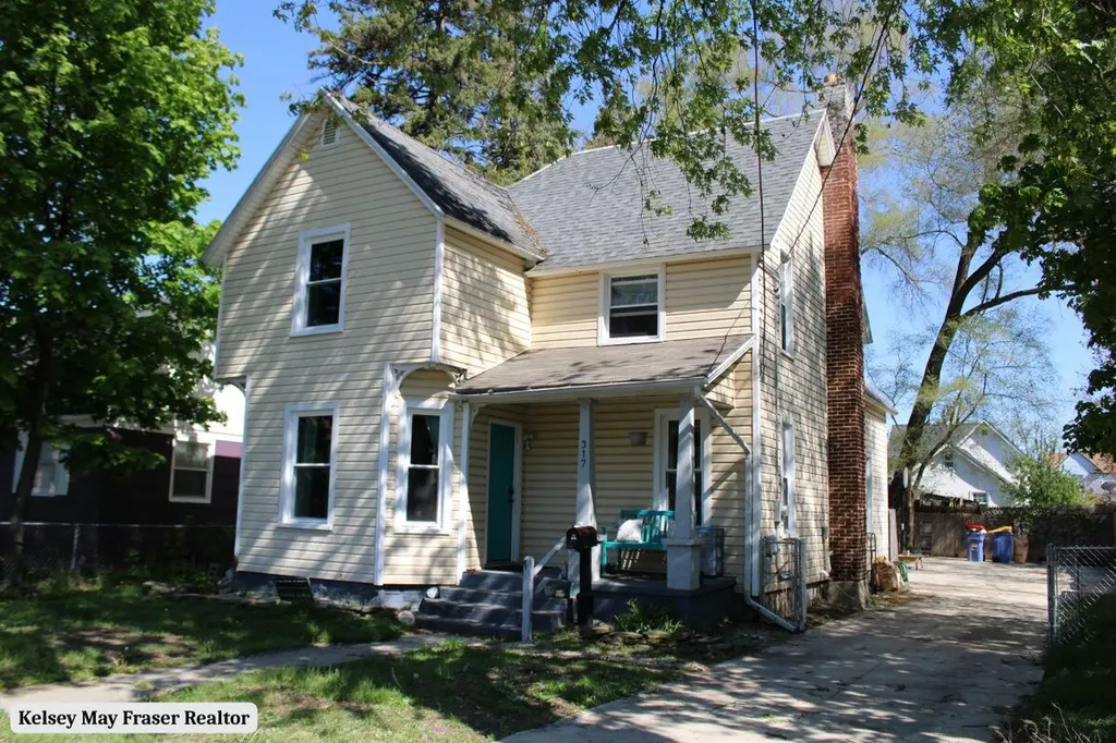 317 Brown Street SE Grand Rapids City MI 49507