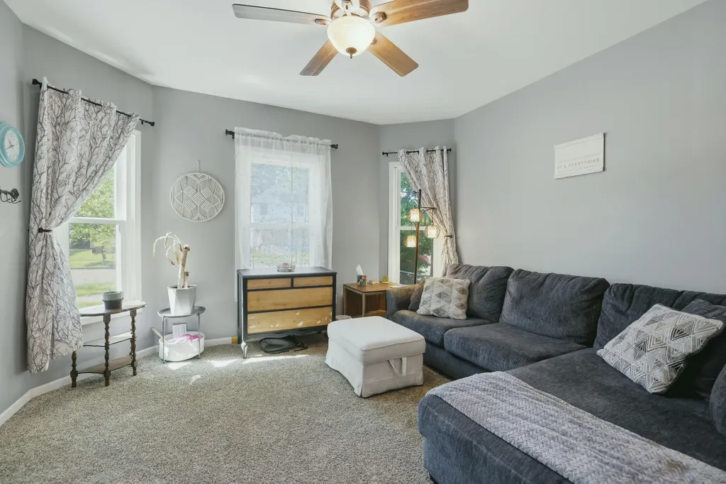 317 Brown Street SE Grand Rapids City MI 49507