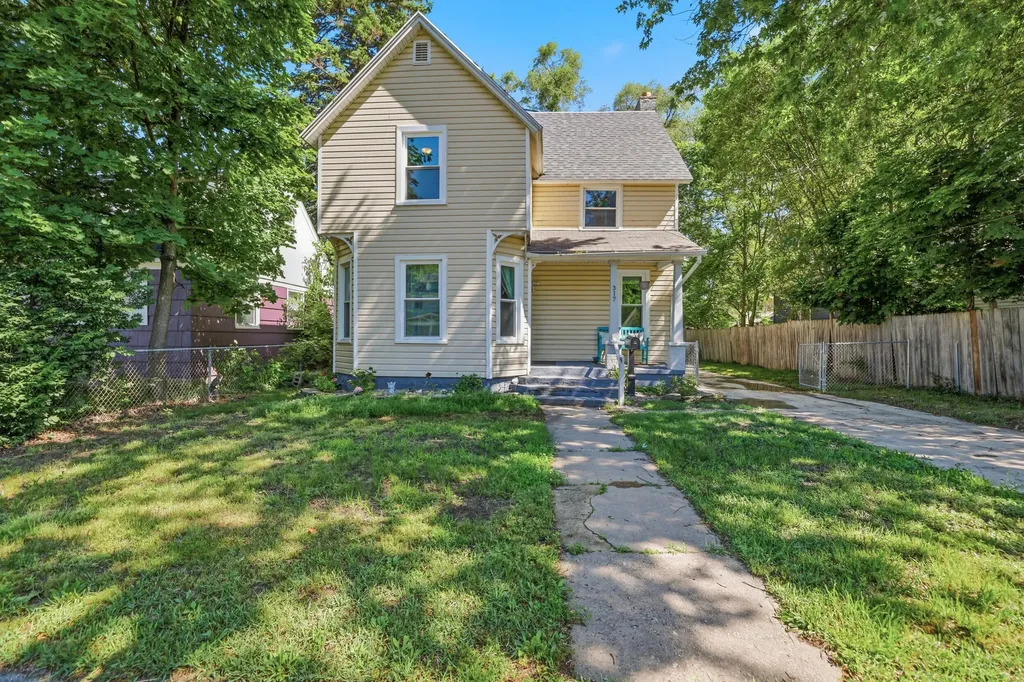 317 Brown Street SE Grand Rapids City MI 49507