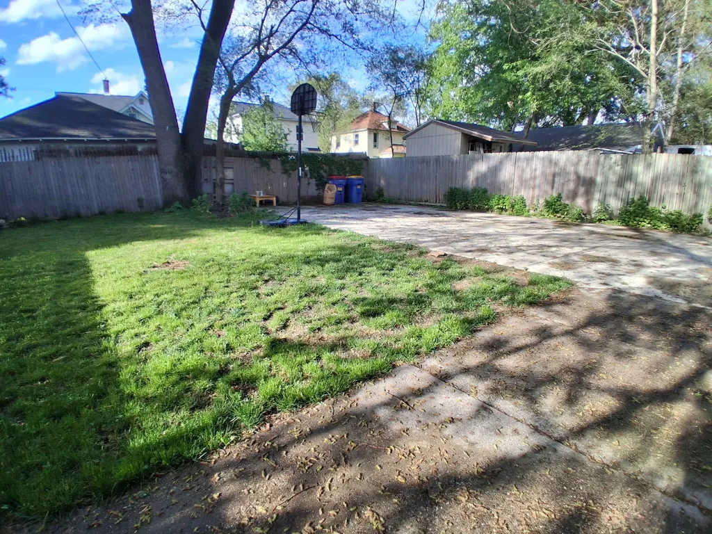 317 Brown Street SE Grand Rapids City MI 49507
