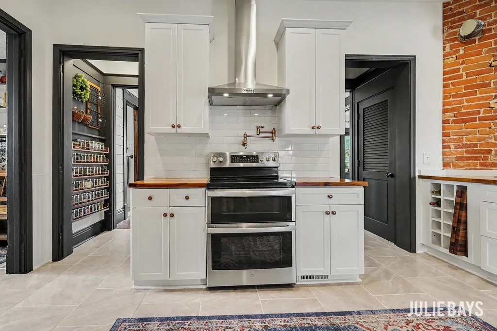 311 E Main Street Middleville Village MI 49333