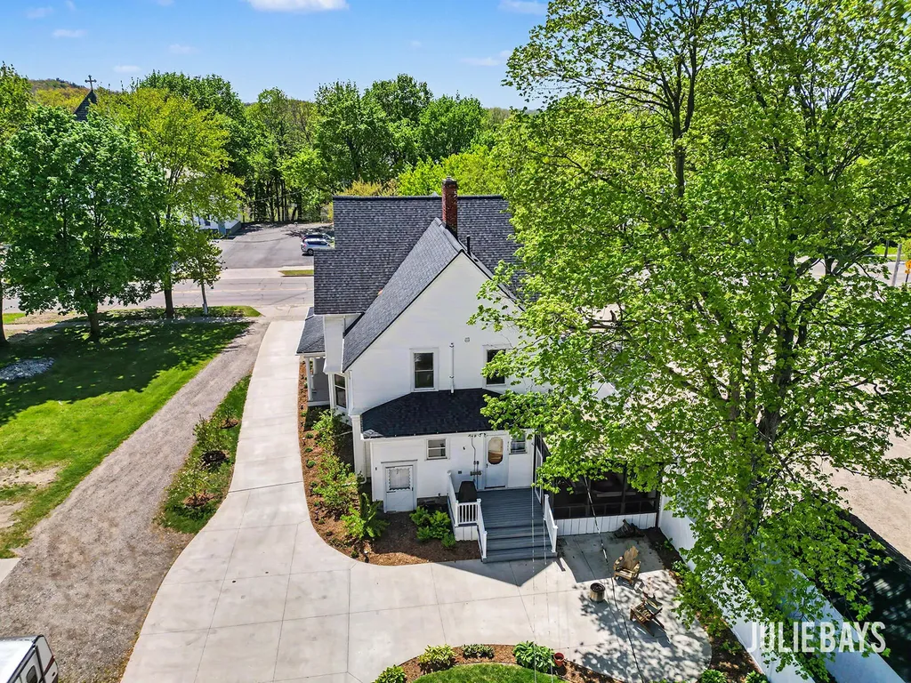 311 E Main Street Middleville Village MI 49333