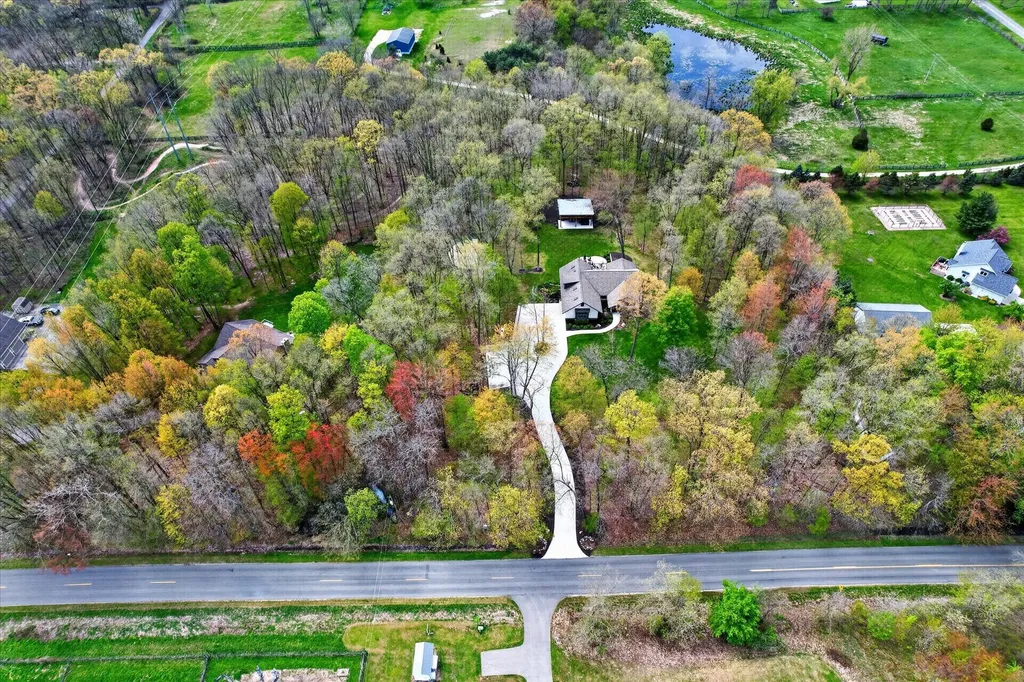 1901 Mccabe Avenue NE Ada Township MI 49331