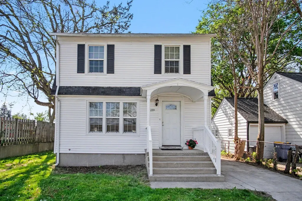 1219 Ball Avenue NE Grand Rapids City MI 49505