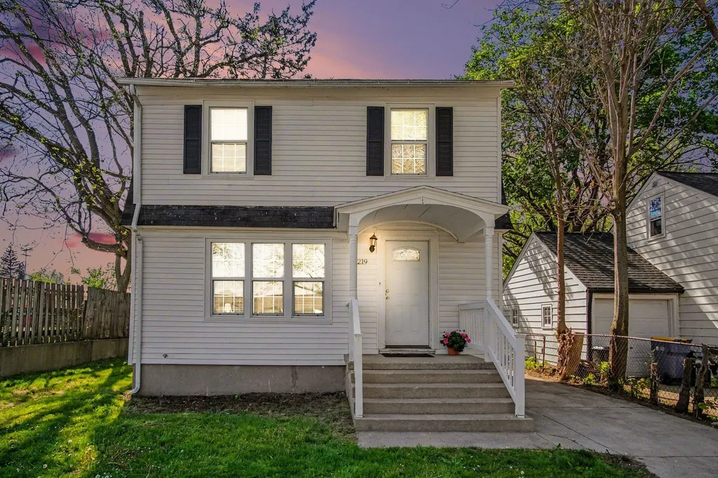 1219 Ball Avenue NE Grand Rapids City MI 49505