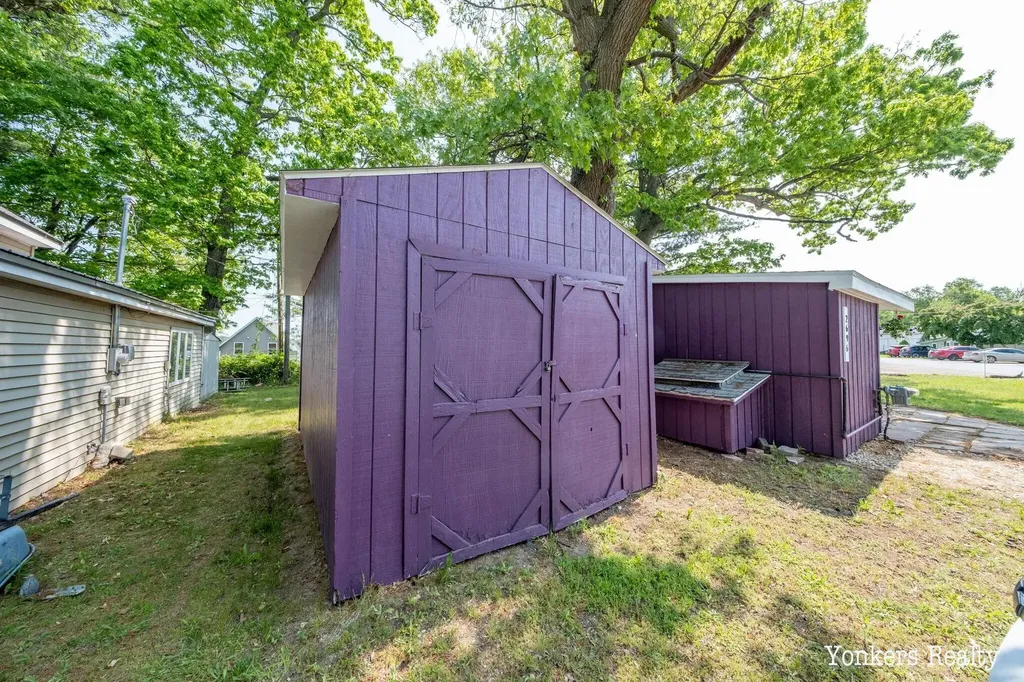 2696 Cottage Drive Keene Township MI 48865