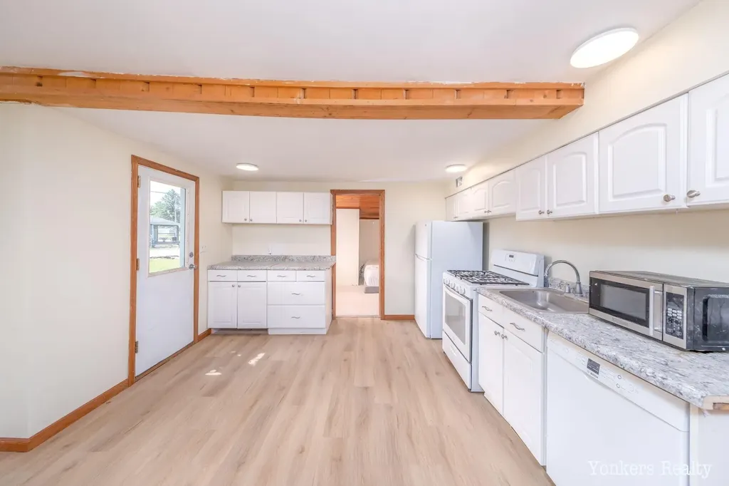 2696 Cottage Drive Keene Township MI 48865