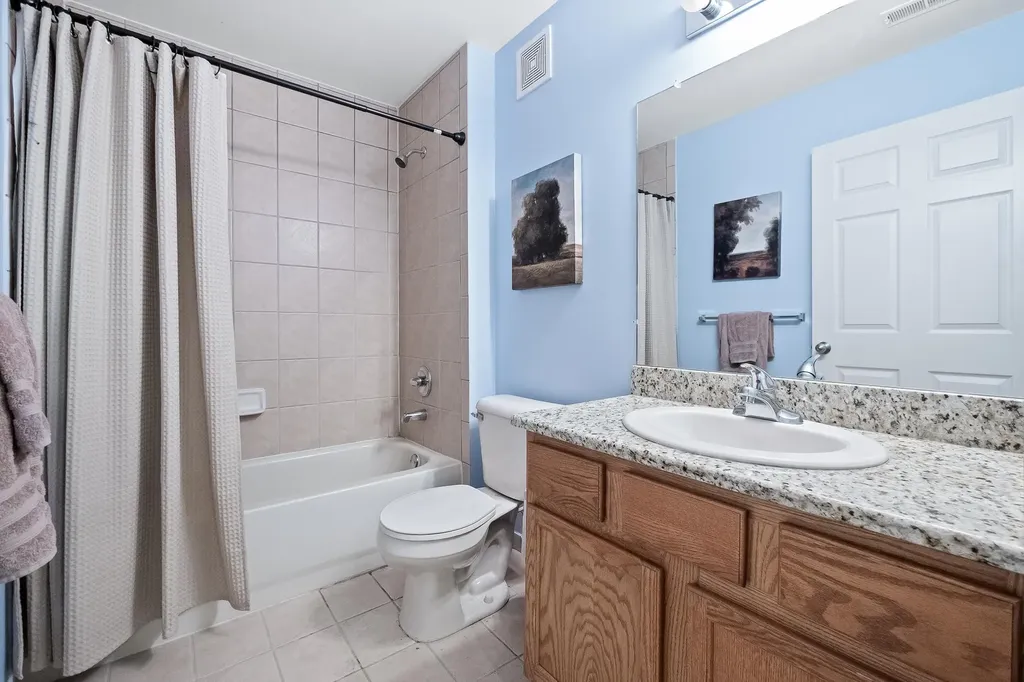 26984 Carrington Place Harrison Charter Township MI 48045