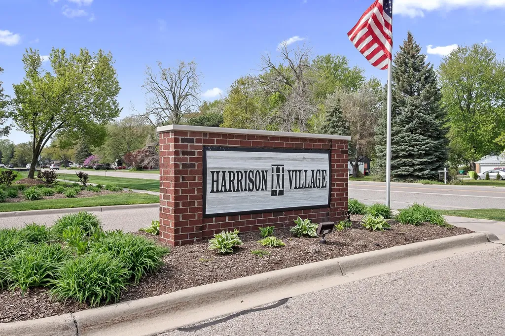 26984 Carrington Place Harrison Charter Township MI 48045