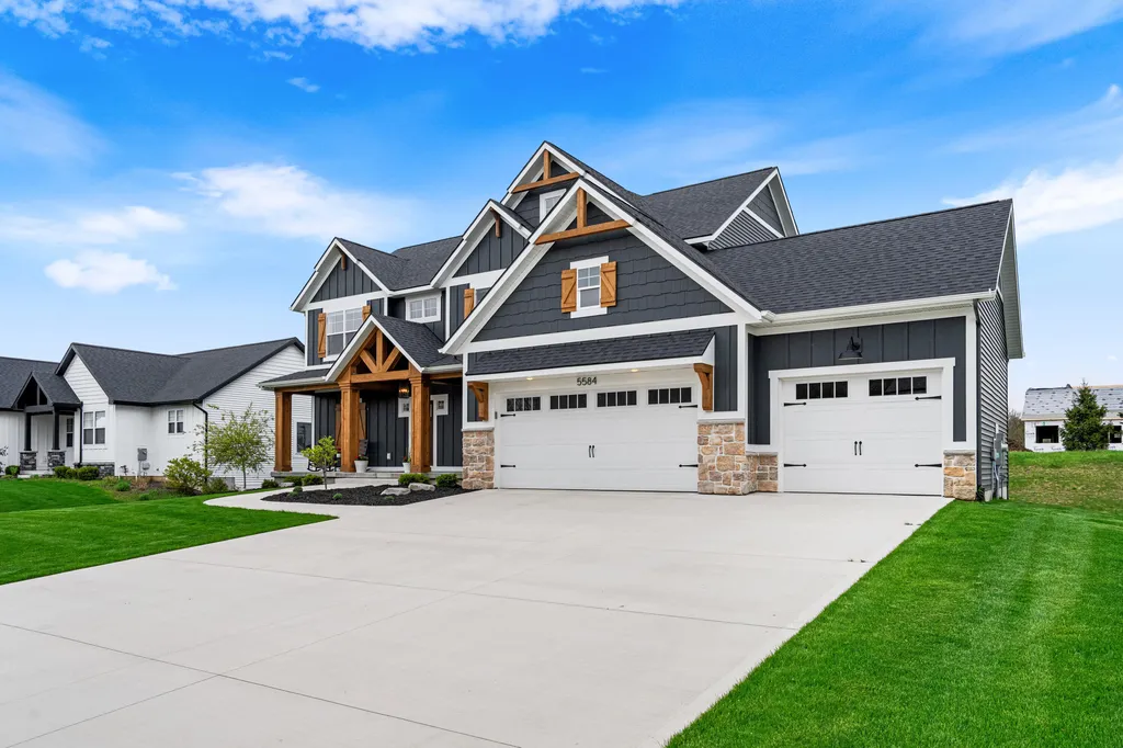 5584 Stonebridge Drive Georgetown Charter Township MI 49418