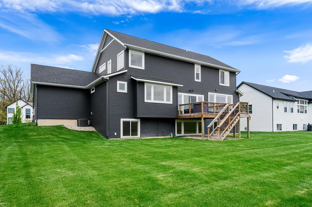 5584 Stonebridge Drive Georgetown Charter Township MI 49418