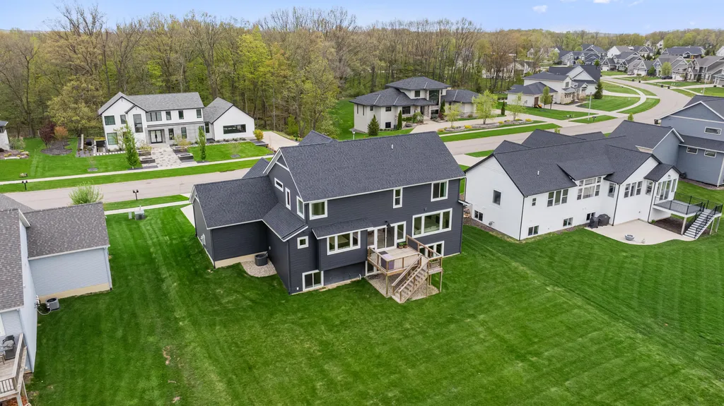 5584 Stonebridge Drive Georgetown Charter Township MI 49418