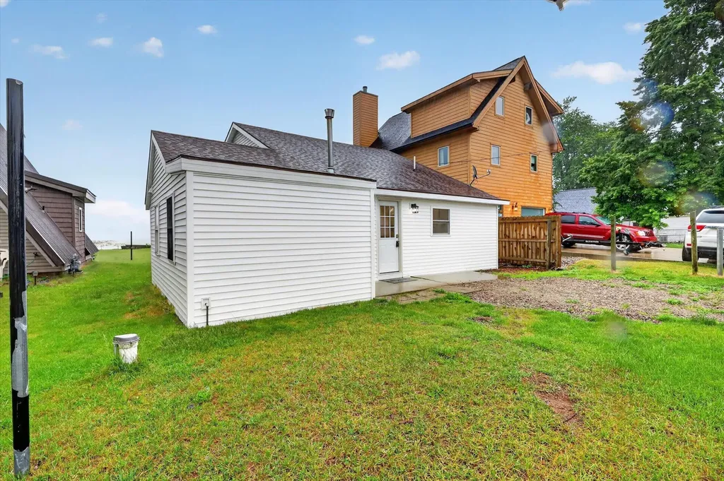 14471 Frances Avenue Johnstown Township MI 49017