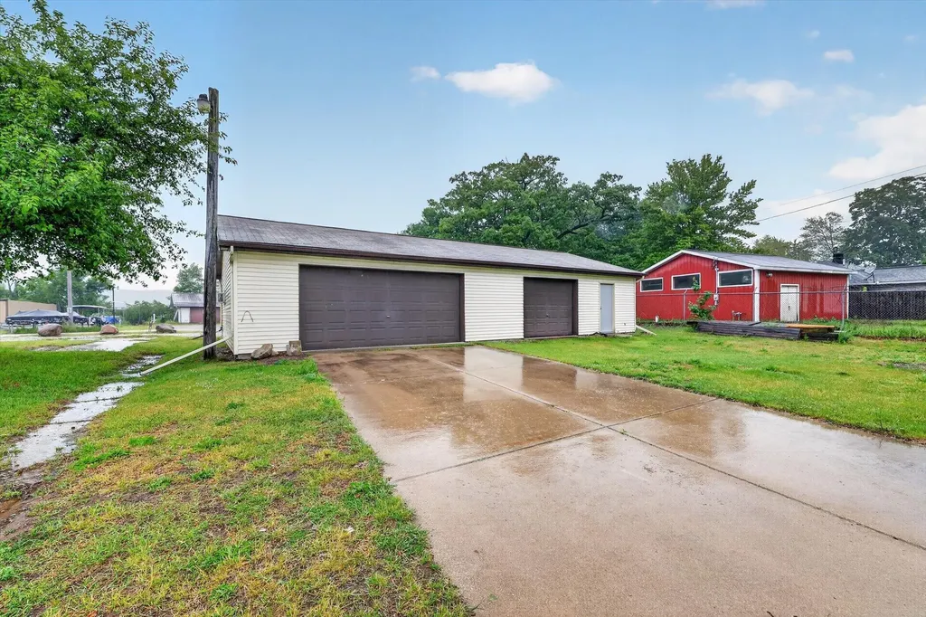 14471 Frances Avenue Johnstown Township MI 49017
