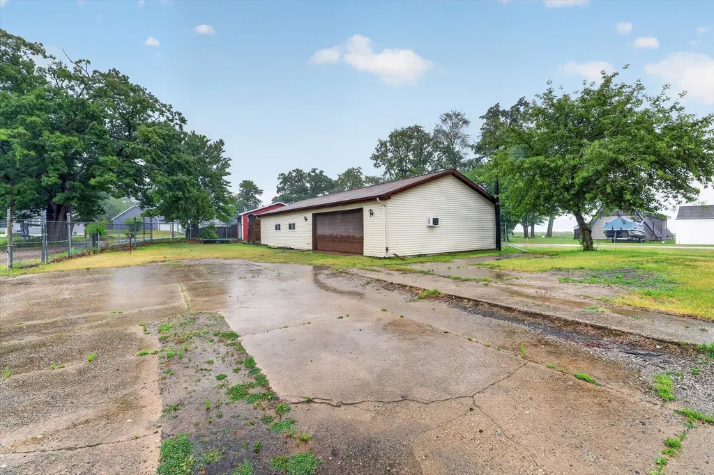 14471 Frances Avenue Johnstown Township MI 49017
