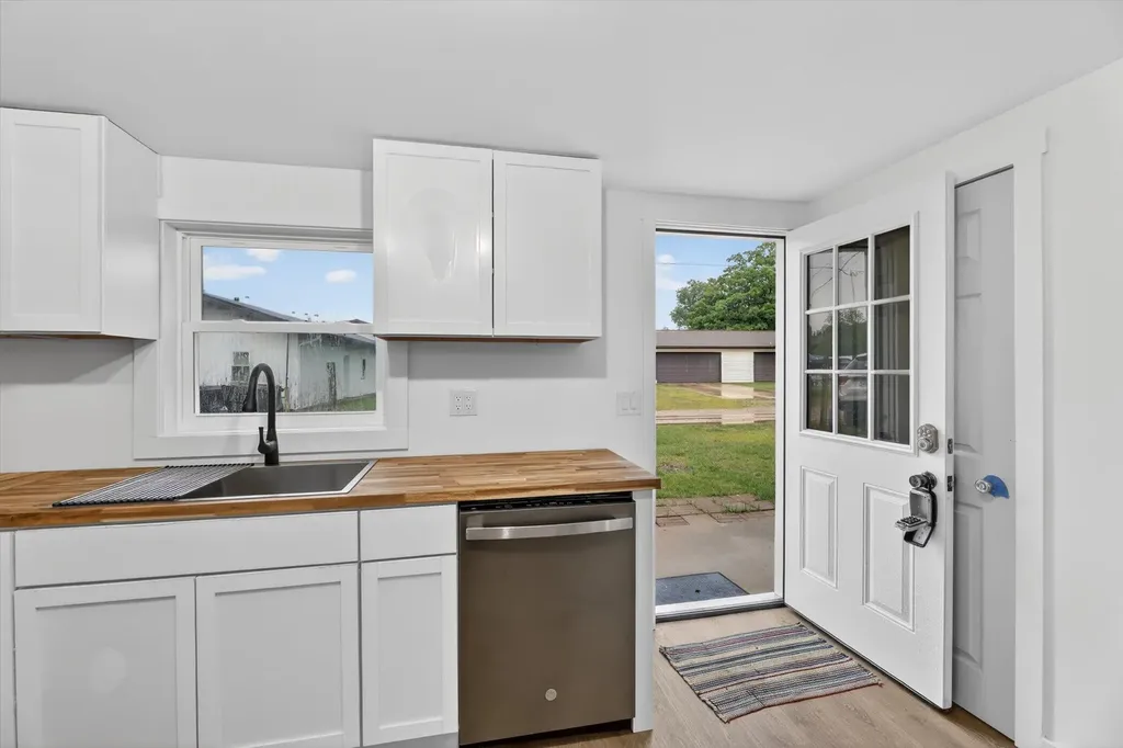 14471 Frances Avenue Johnstown Township MI 49017