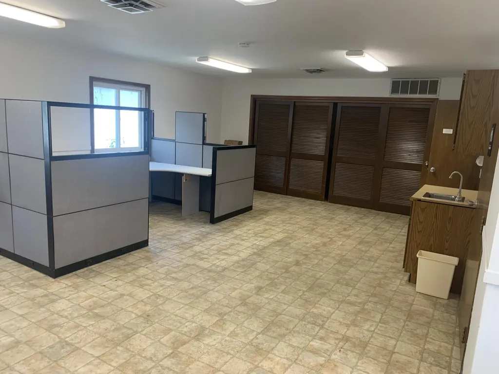 215 E Edgerton Street Unknown City MI 49329