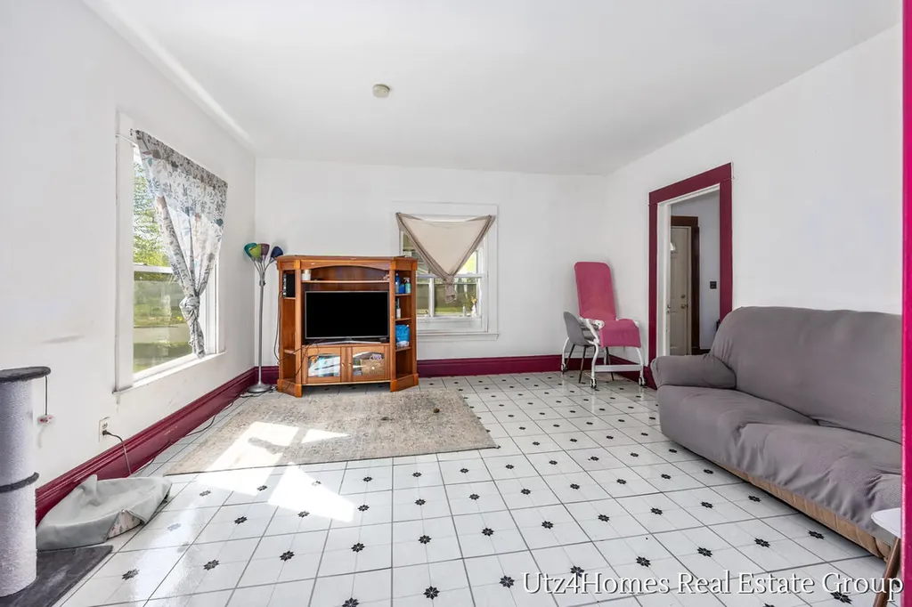 139 Sutton Street SW Grand Rapids City MI 49507