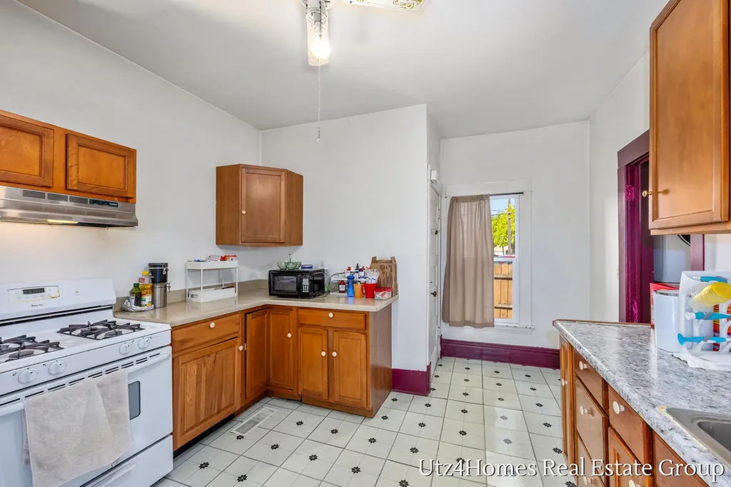 139 Sutton Street SW Grand Rapids City MI 49507