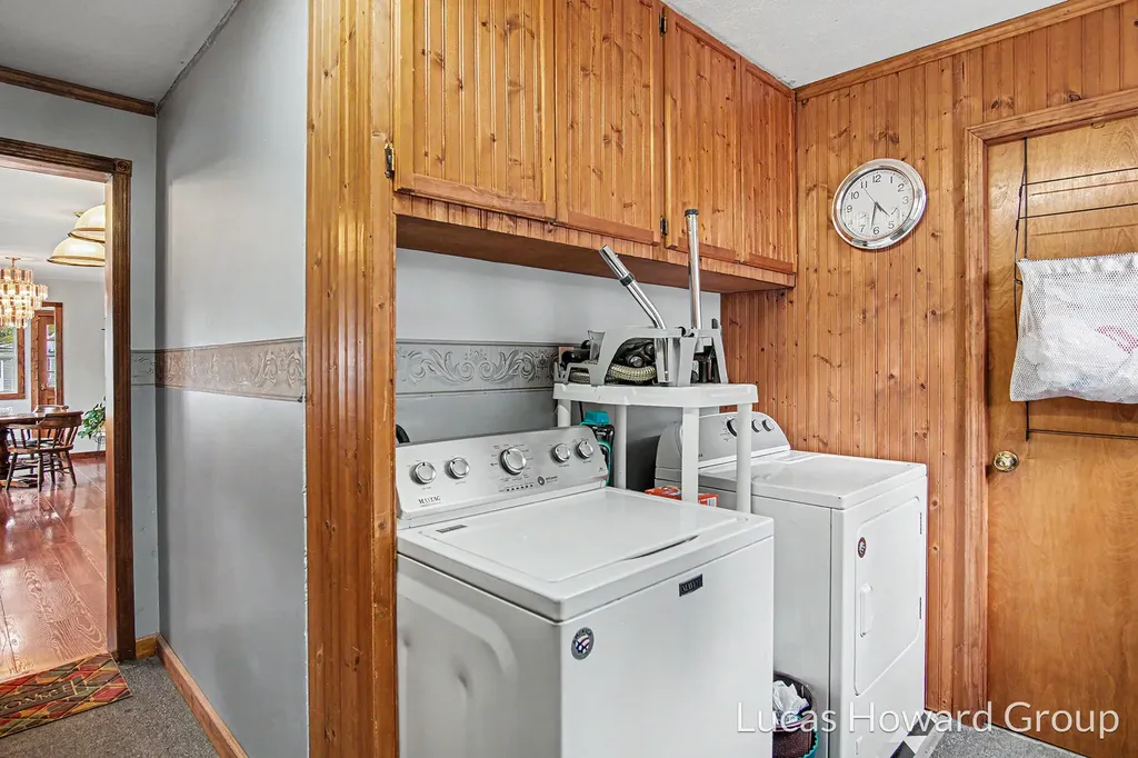 229 S Sherman Street Evergreen Township MI 48884