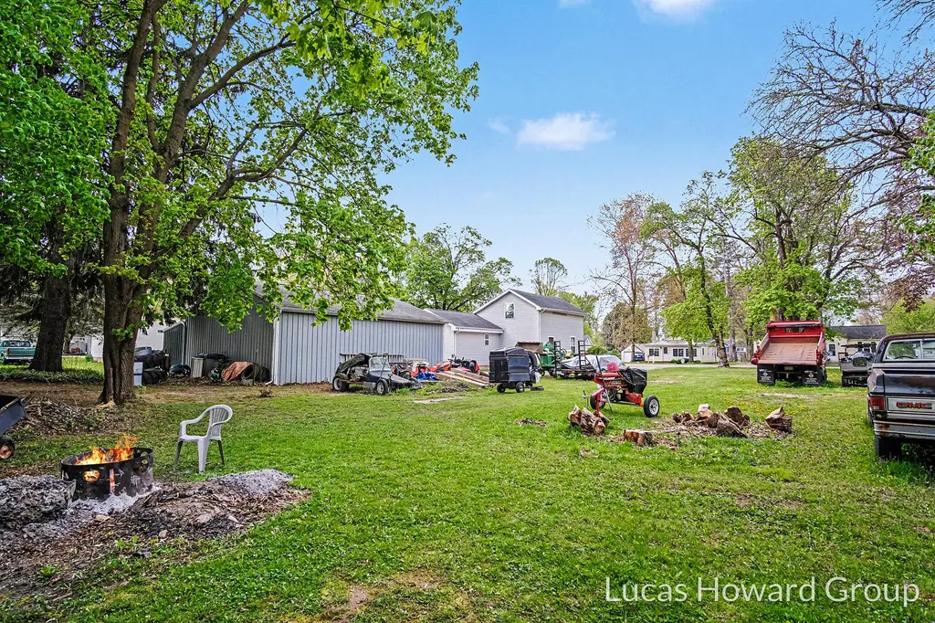 229 S Sherman Street Evergreen Township MI 48884