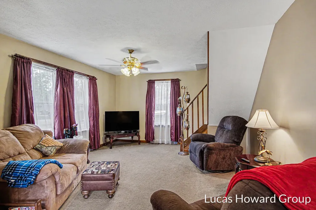 229 S Sherman Street Evergreen Township MI 48884