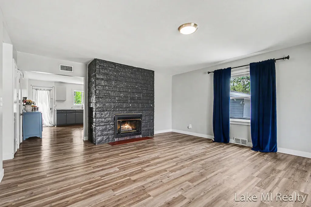 1378 36th Street SE Grand Rapids City MI 49508