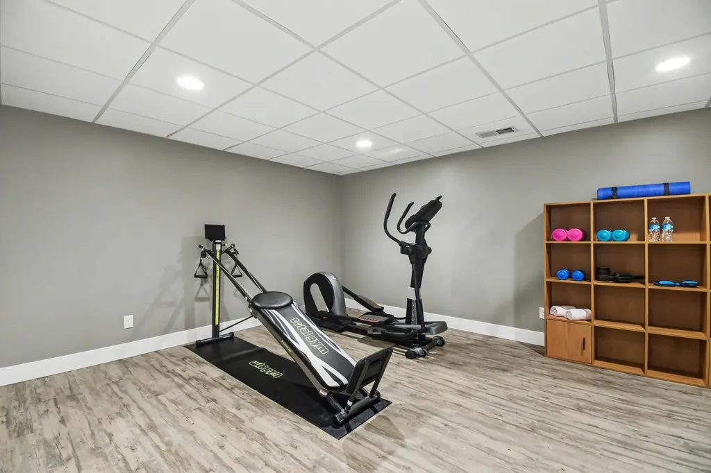 4355 Astoria Avenue SE Kentwood City MI 49512